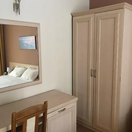 Vacation At Sunny * Slăntjev Brjag