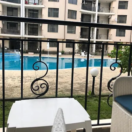 Vacation At Sunny * Napospart
